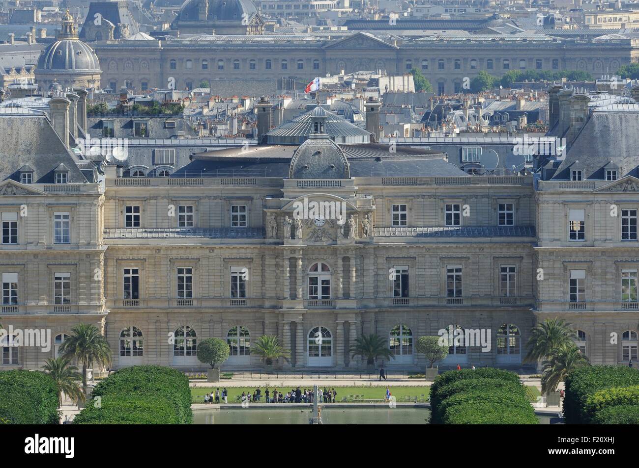 France, Paris, The Senate in the Luxembourg Palace, in the 6th arrondissement of Paris, which include public gardens to the front (Jardin du Luxembourg), and the Luxembourg Museum (aerial view) Stock Photo