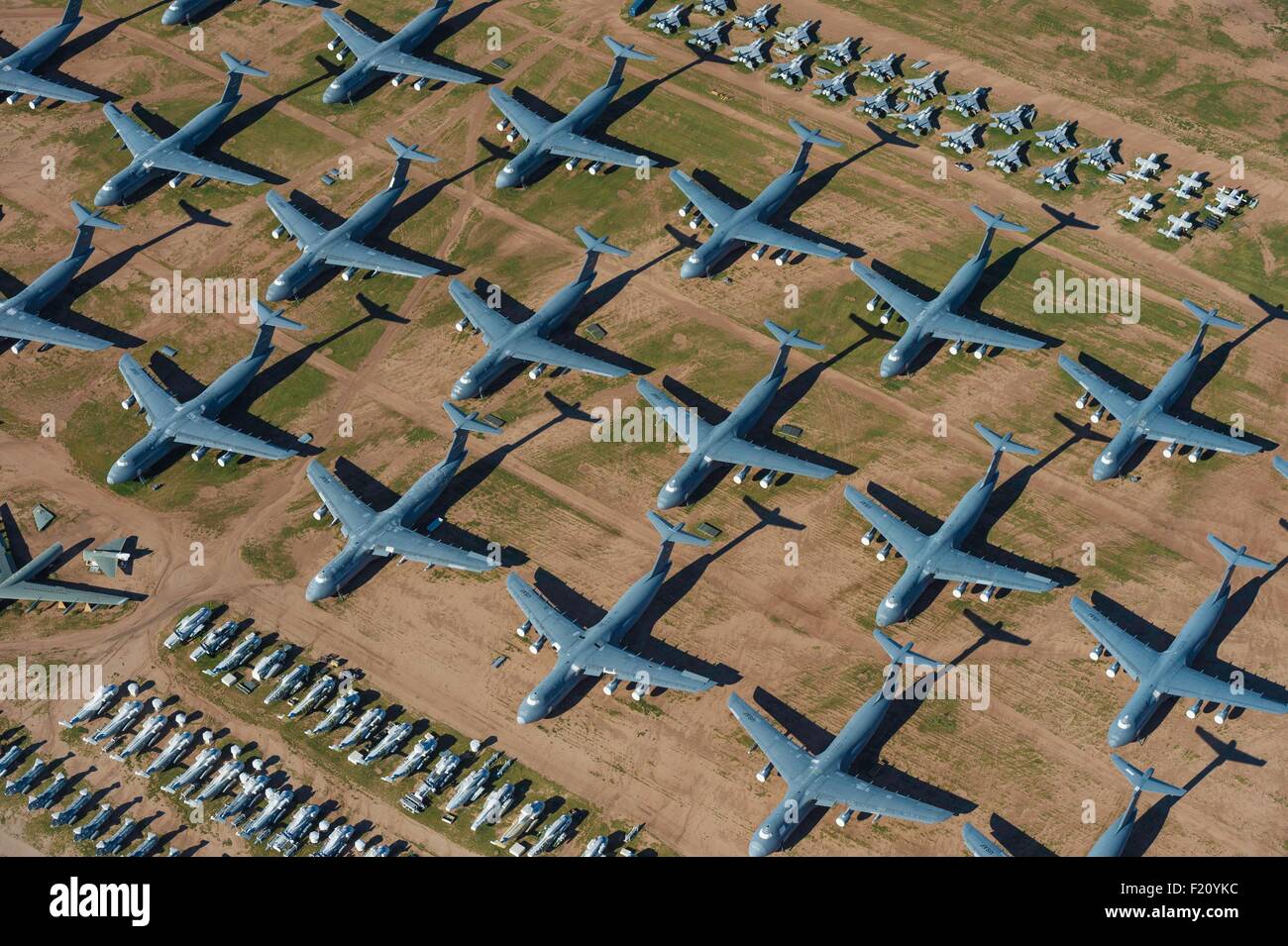 Davis monthan aircraft graveyard hi-res stock photography and images - Alamy, image size:1300x955