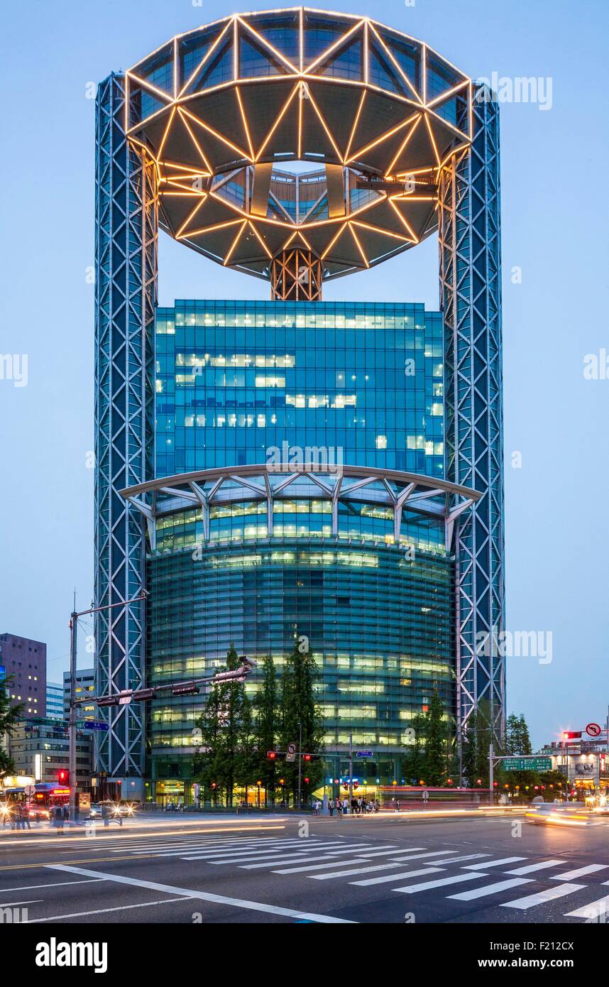 South Korea, Seoul, Jongno Tower (1999) designed by architect Rafael Vinoly Stock Photo