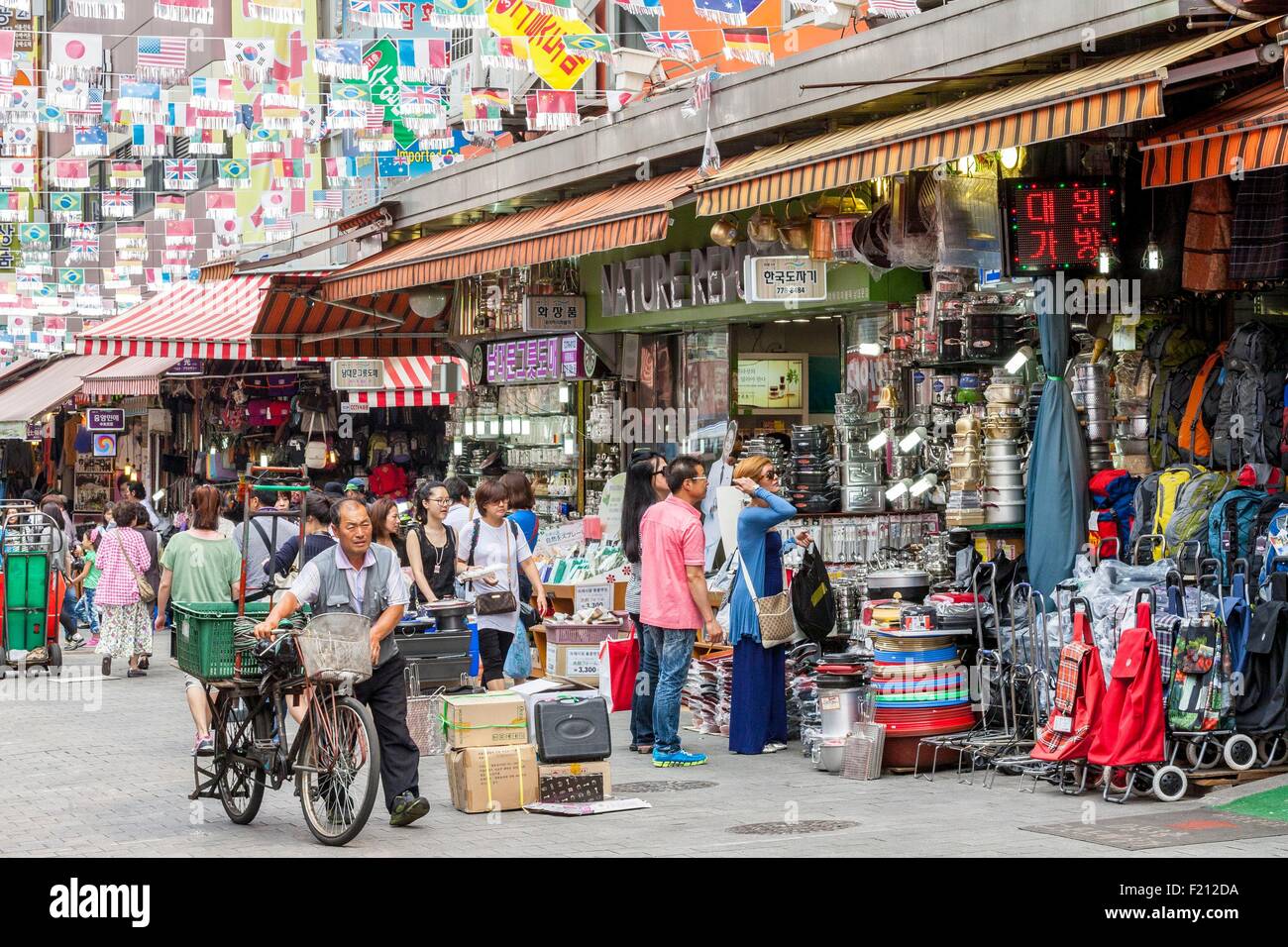 South Korea, Seoul, Jung-gu, Namdaemun Market, the oldest and the largest country market Stock Photo