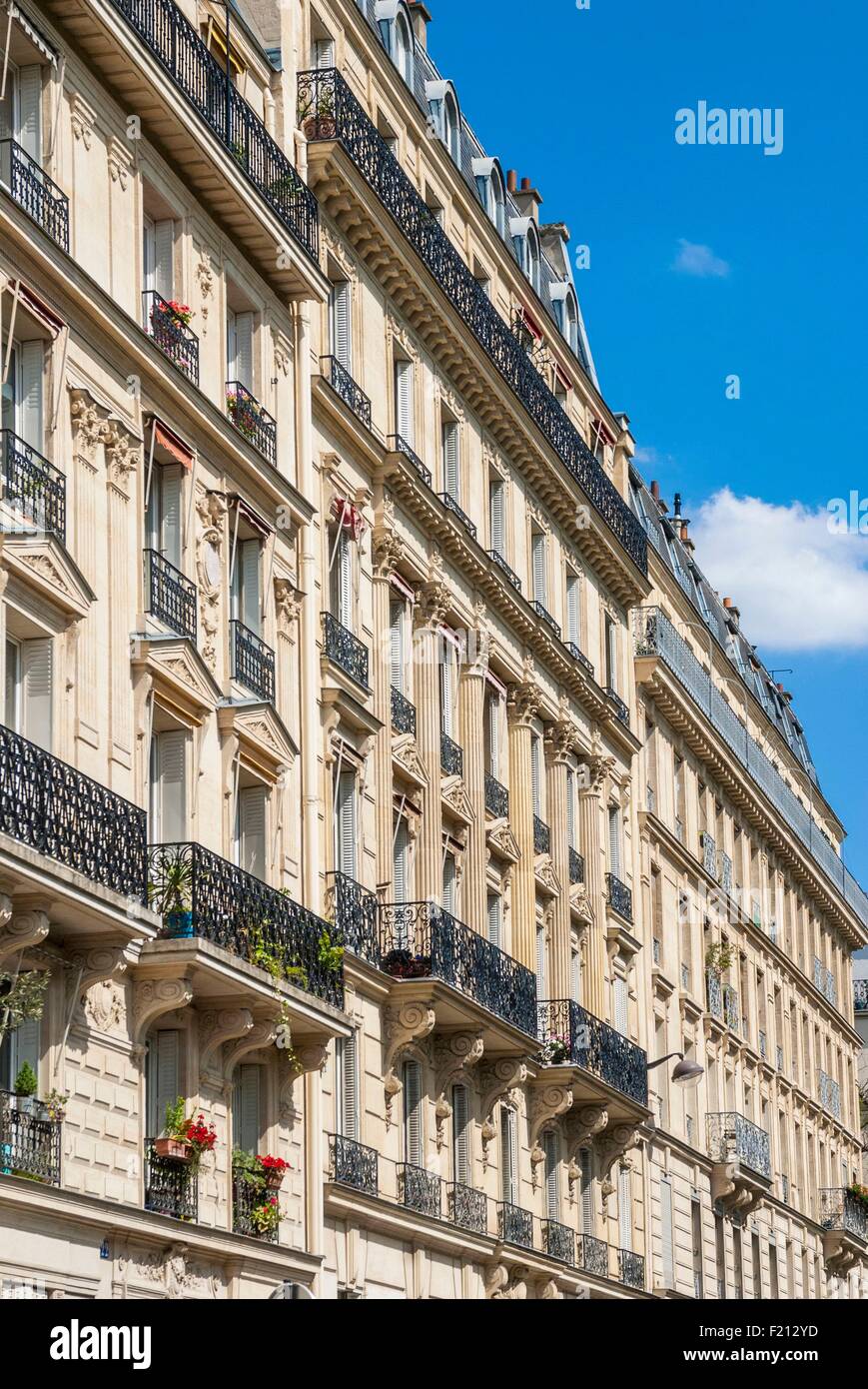 France, Paris, 17th arrondissement, Batignolles, building,