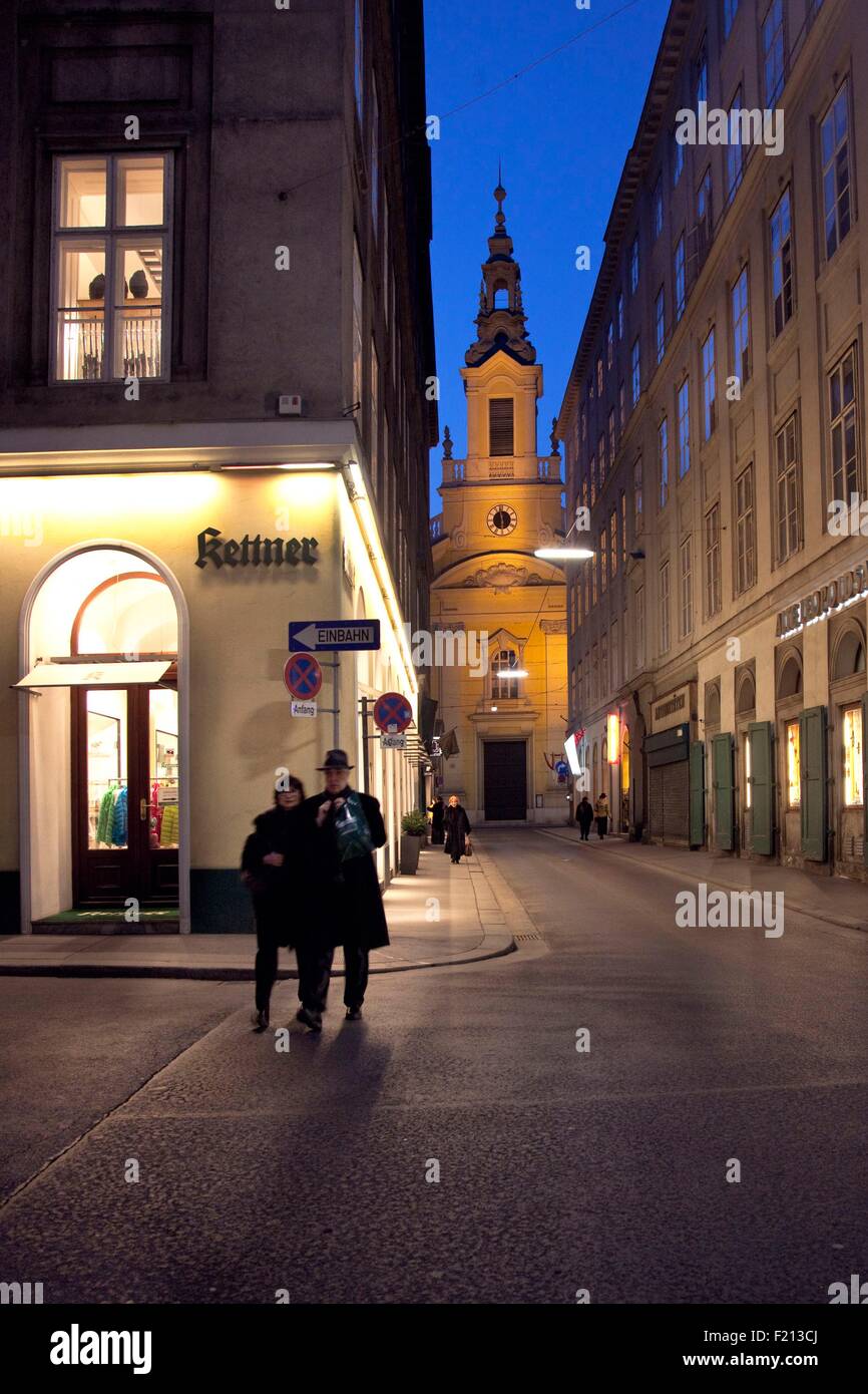Austria, Vienna, Kettmer shop in Plankengasse street and Evangelischer Oberkirchenrat in Dorothengasse street Stock Photo