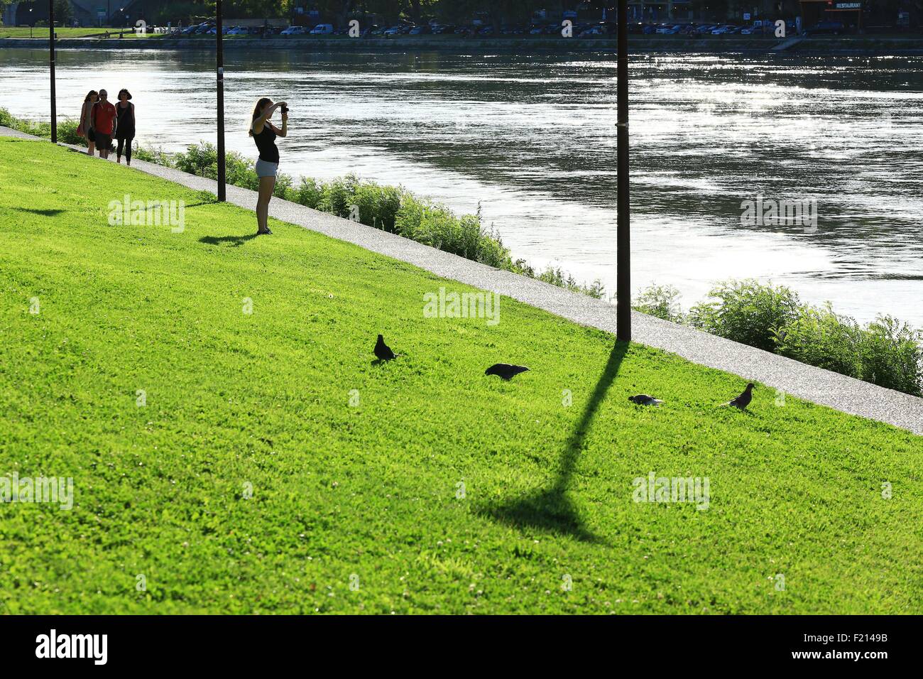 France, Vaucluse, Avignon, walkways The l'Oule, The Rhone Stock Photo