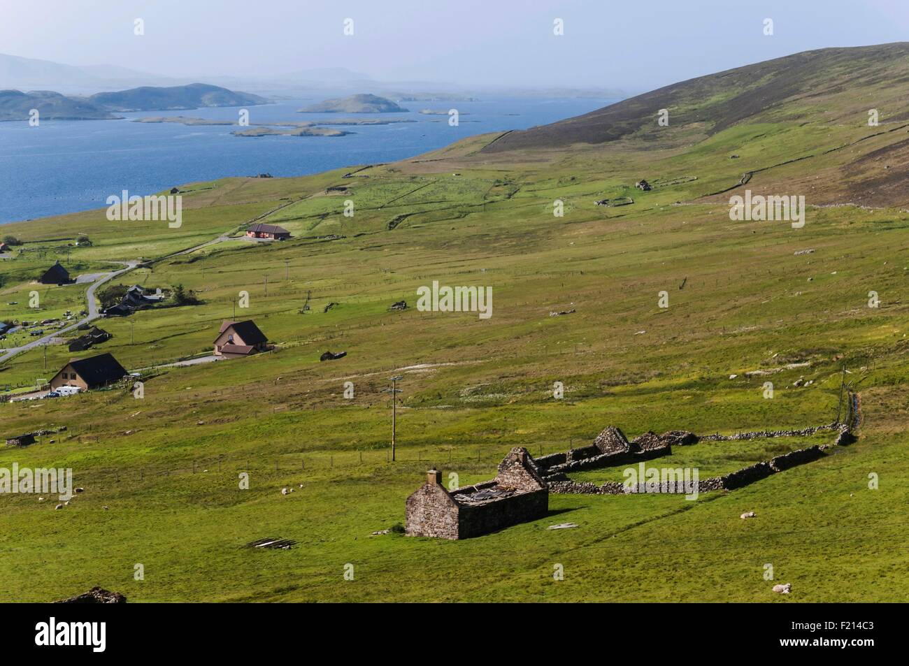 United Kingdom, Scotland, Shetland islands, north of Mainland island, Northmavine region, view on cliffs from Eshaness Lighthouse Stock Photo