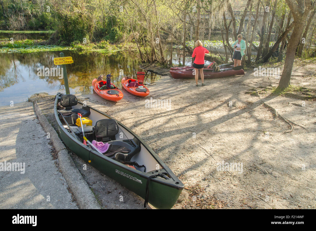 Hillsborough river kayak hires stock photography and images Alamy
