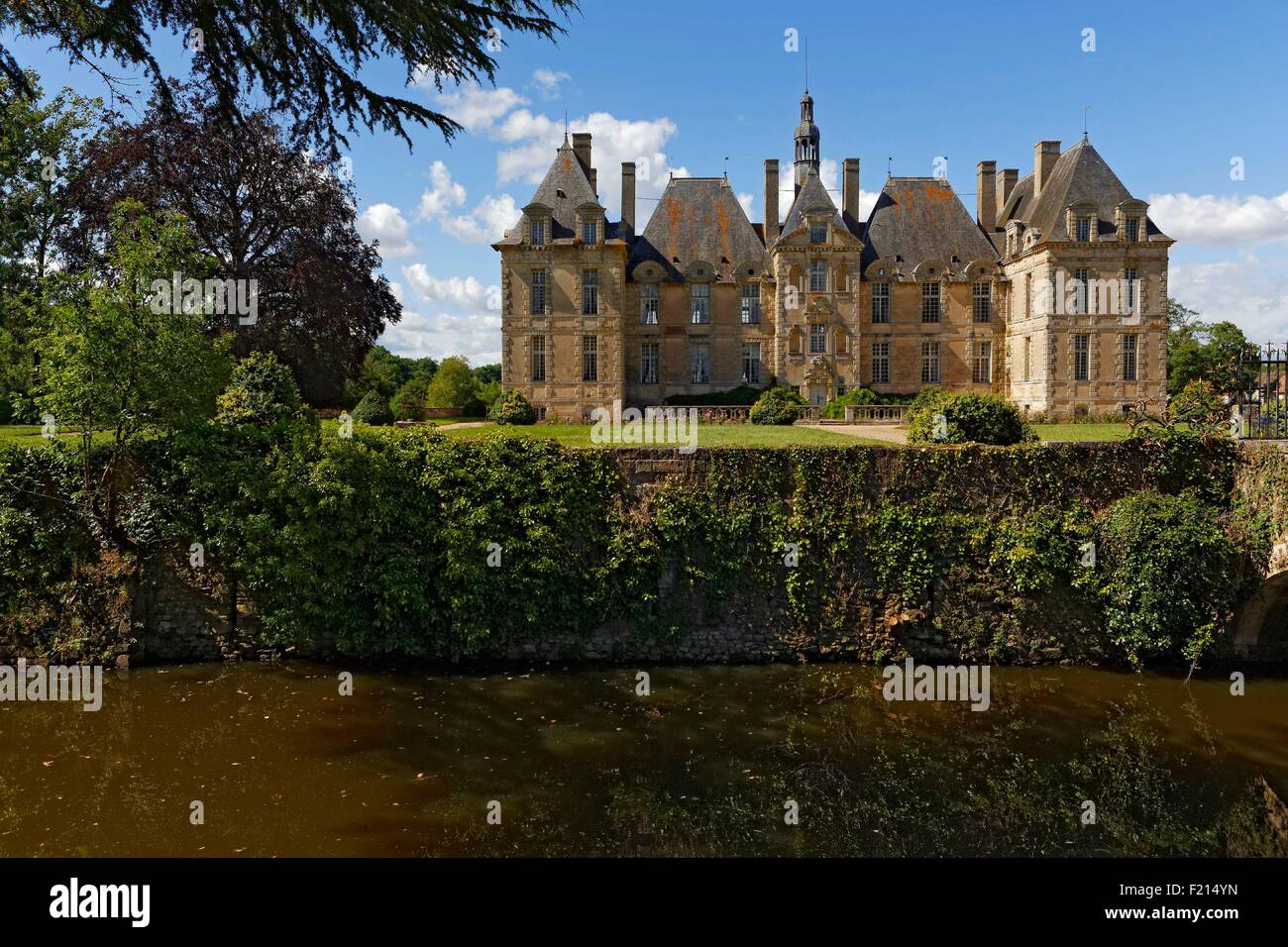 France, Deux Sevres, Saint Loup Lamaire, Saint Loup sur Thouet castle