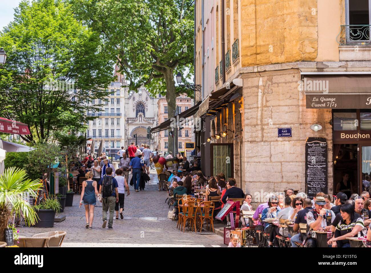 France, Rhone, Lyon, classified historic site UNESCO world heritage, Old Lyon since the place du Change with a view of the church Saint Nizier on the Presqu'εle Stock Photo