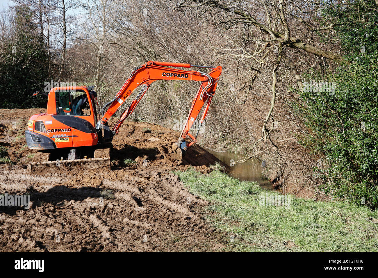 Widening river hires stock photography and images Alamy