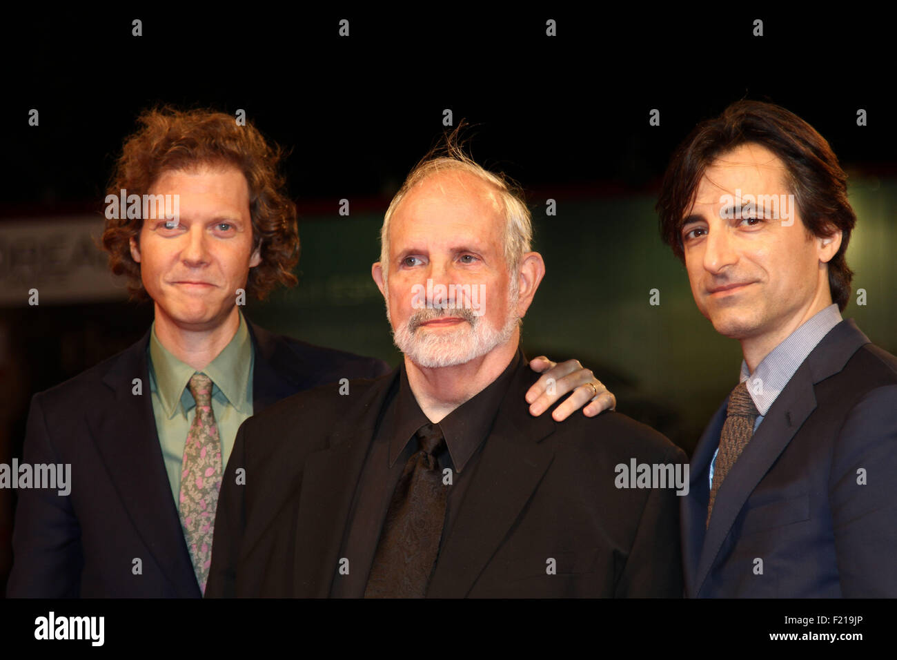 Left noah hi-res stock photography and images - Page 10 - Alamy, image size:1300x956