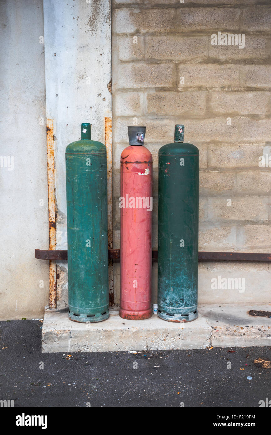 Danger compressed air hi-res stock photography and images - Alamy