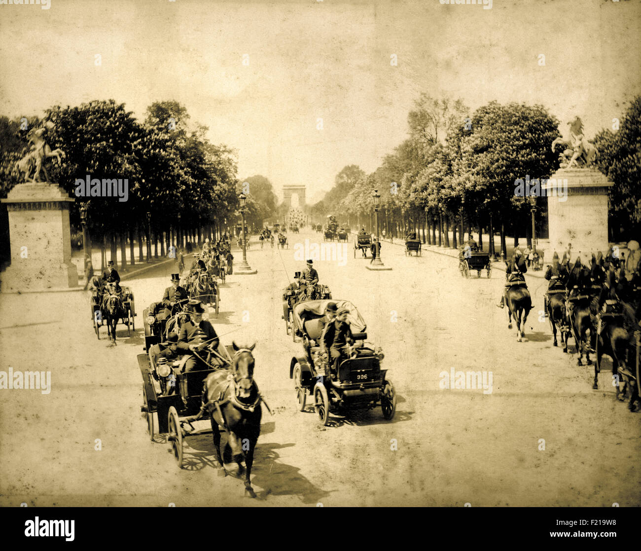 20th century french photography hi-res stock photography and 