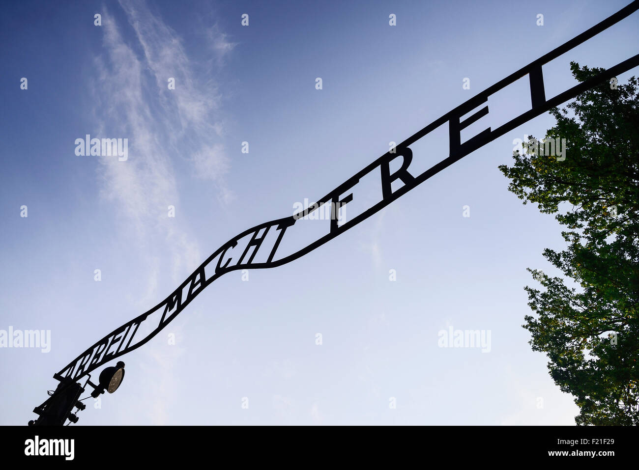 Poland, Auschwitz-Birkenau State Museum, Auschwicz Concentration Camp, 'Arbeit Macht Frei' slogan above the entrance gate. Stock Photo