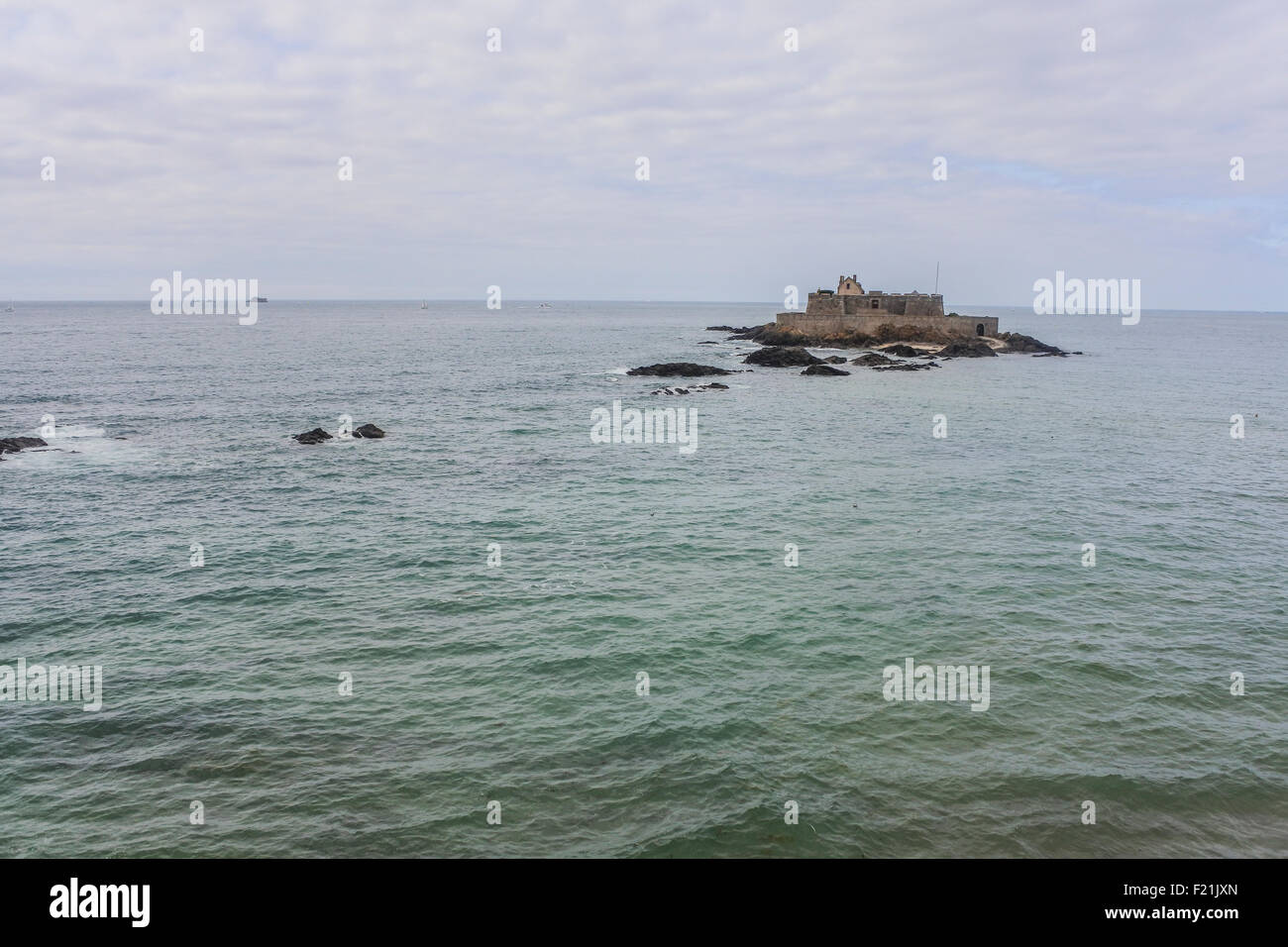 Le Grand Bé Baie De Saint-Malo Stock Photo - Alamy