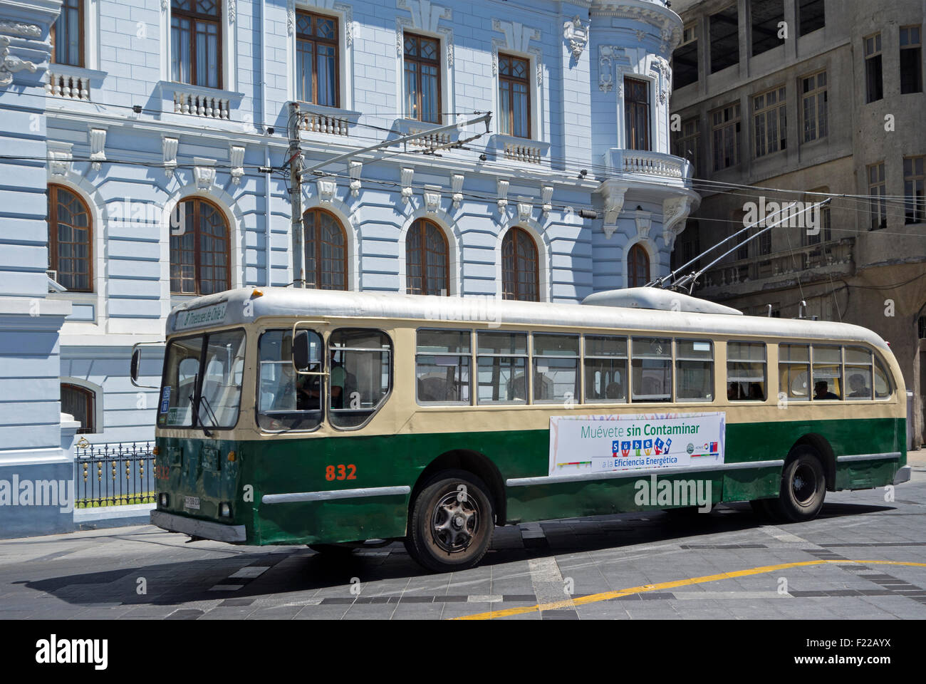 Old trolley bus. Valparaiso. Chile Stock Photo