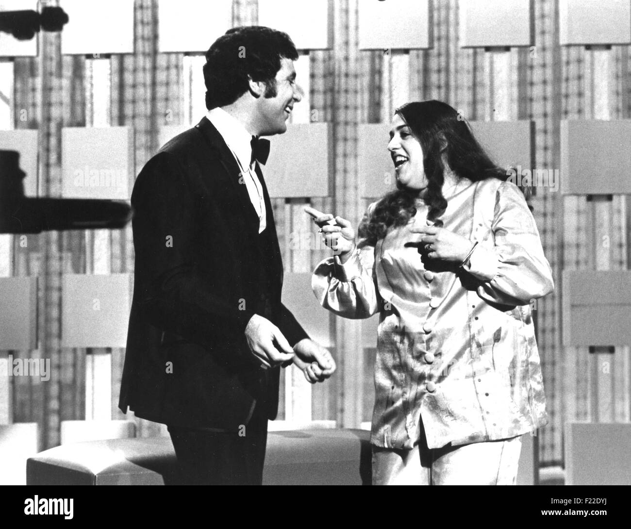 TOM JONES Welsh singer with Mama Cass on his TV show "This Is Tom Jones ...