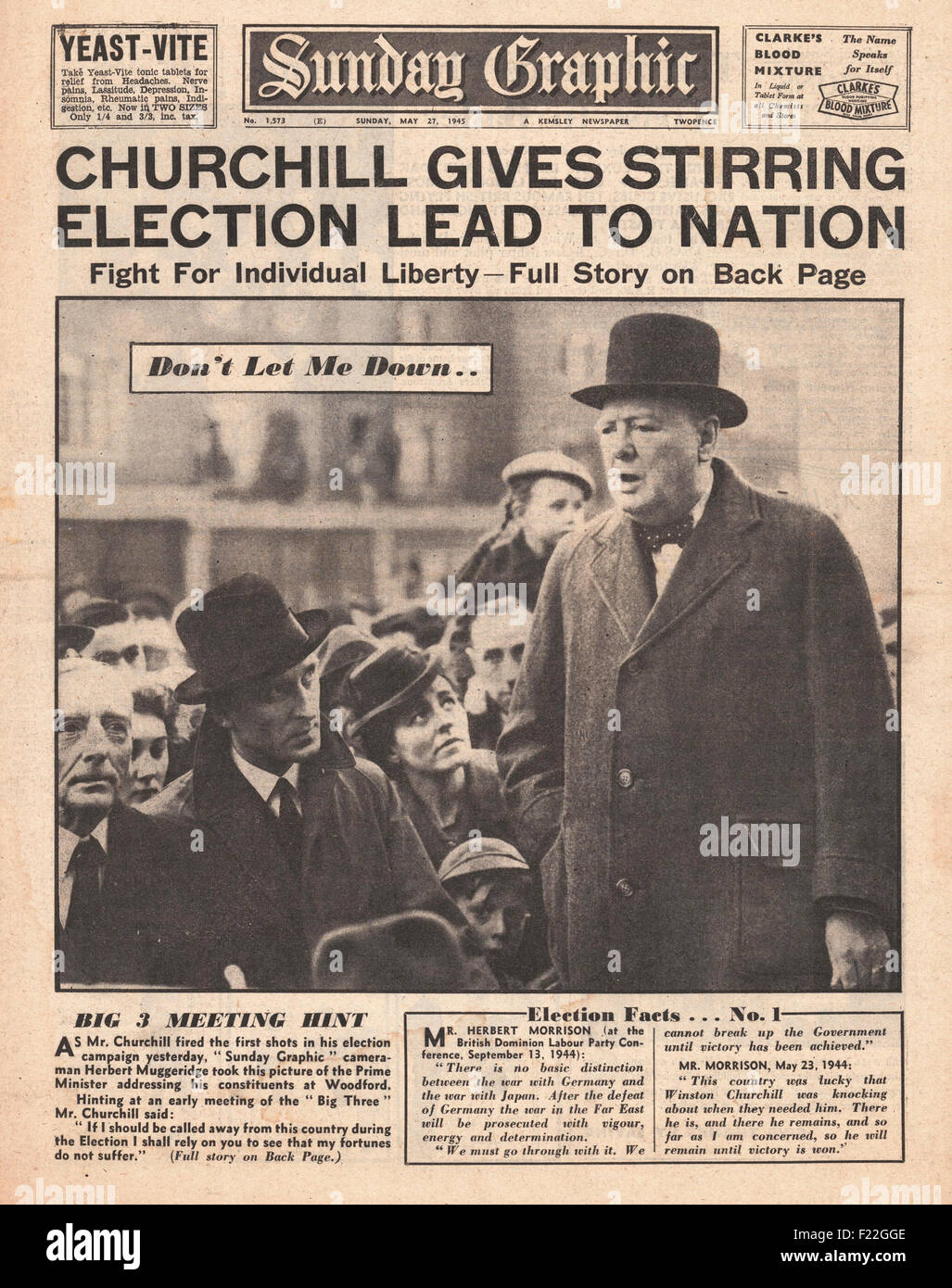 1945 Sunday Graphic front page reporting Winston Churchill Begins Election Campaign Stock Photo