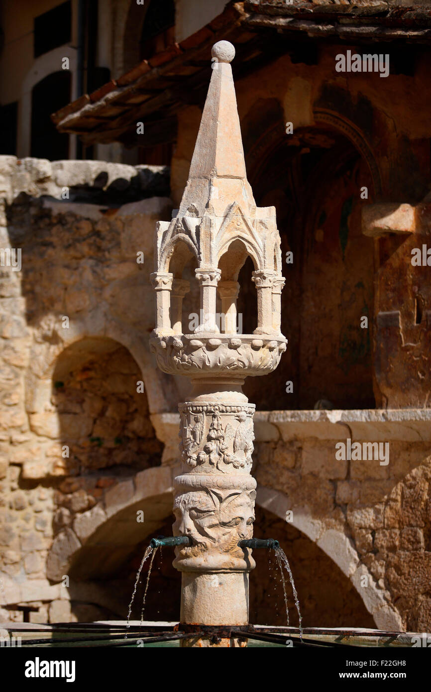 Fontecchio Italy Detail Of The Medieval Fountain Stock Photo Alamy