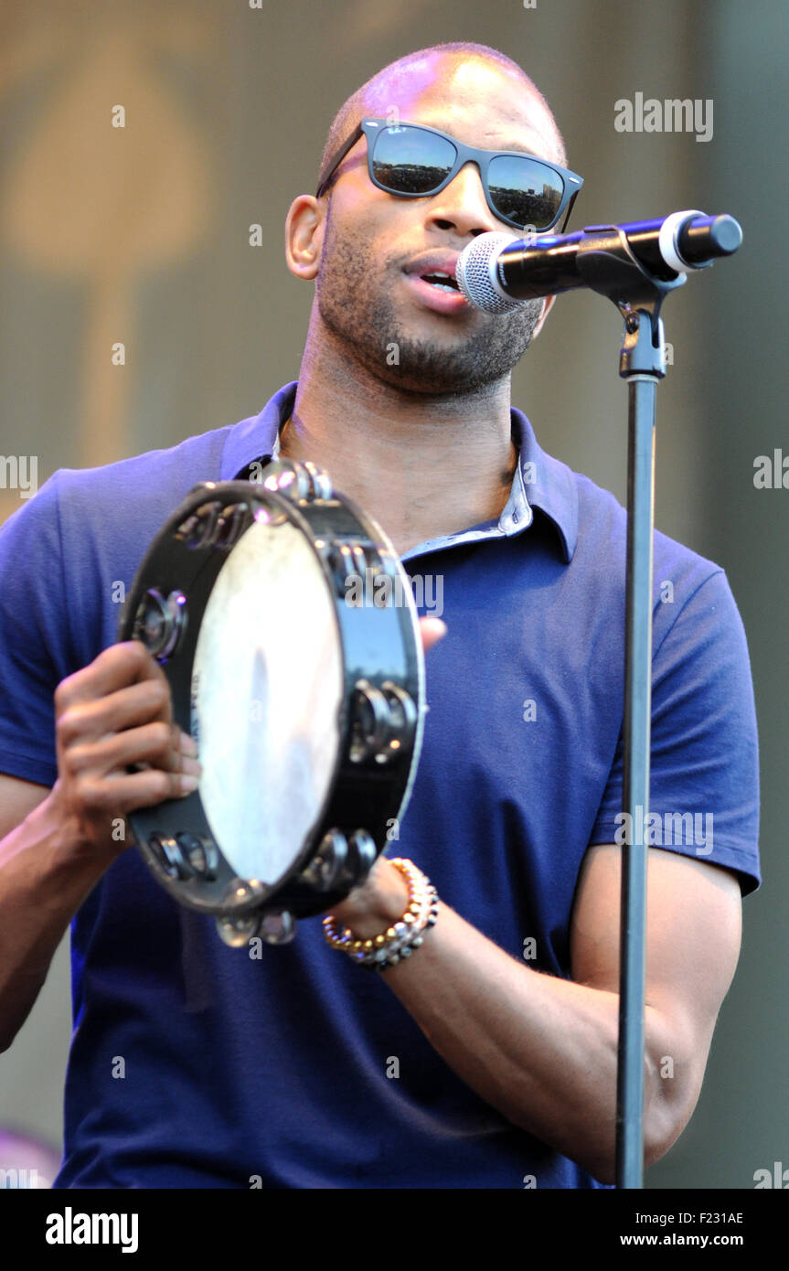 Trombone shorty hires stock photography and images Alamy