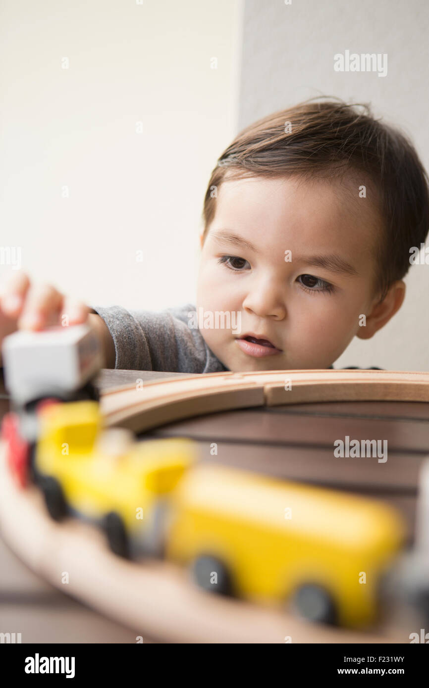 Boys playing with train set hires stock photography and images Alamy