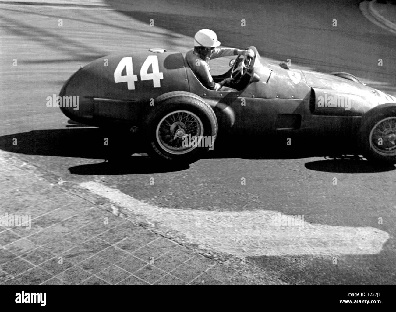 Trintignant in his Ferrari at the Gasworks Hairpin Monaco GP Monte Carlo 1955 Stock Photo