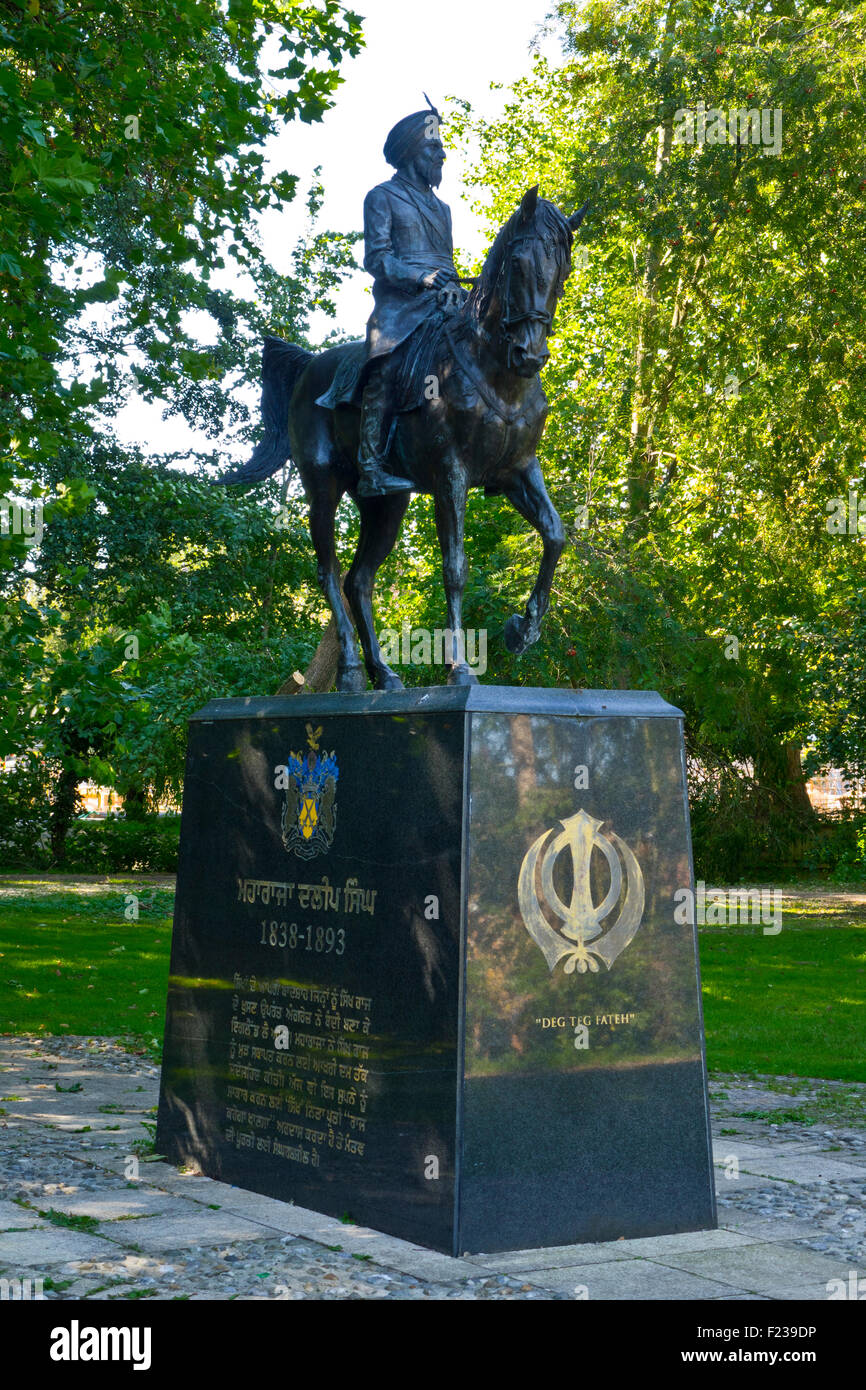Statue of duleep singh hires stock