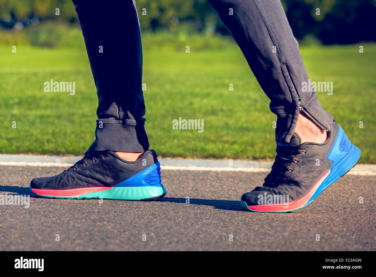 athlete feet running Stock Photo Alamy