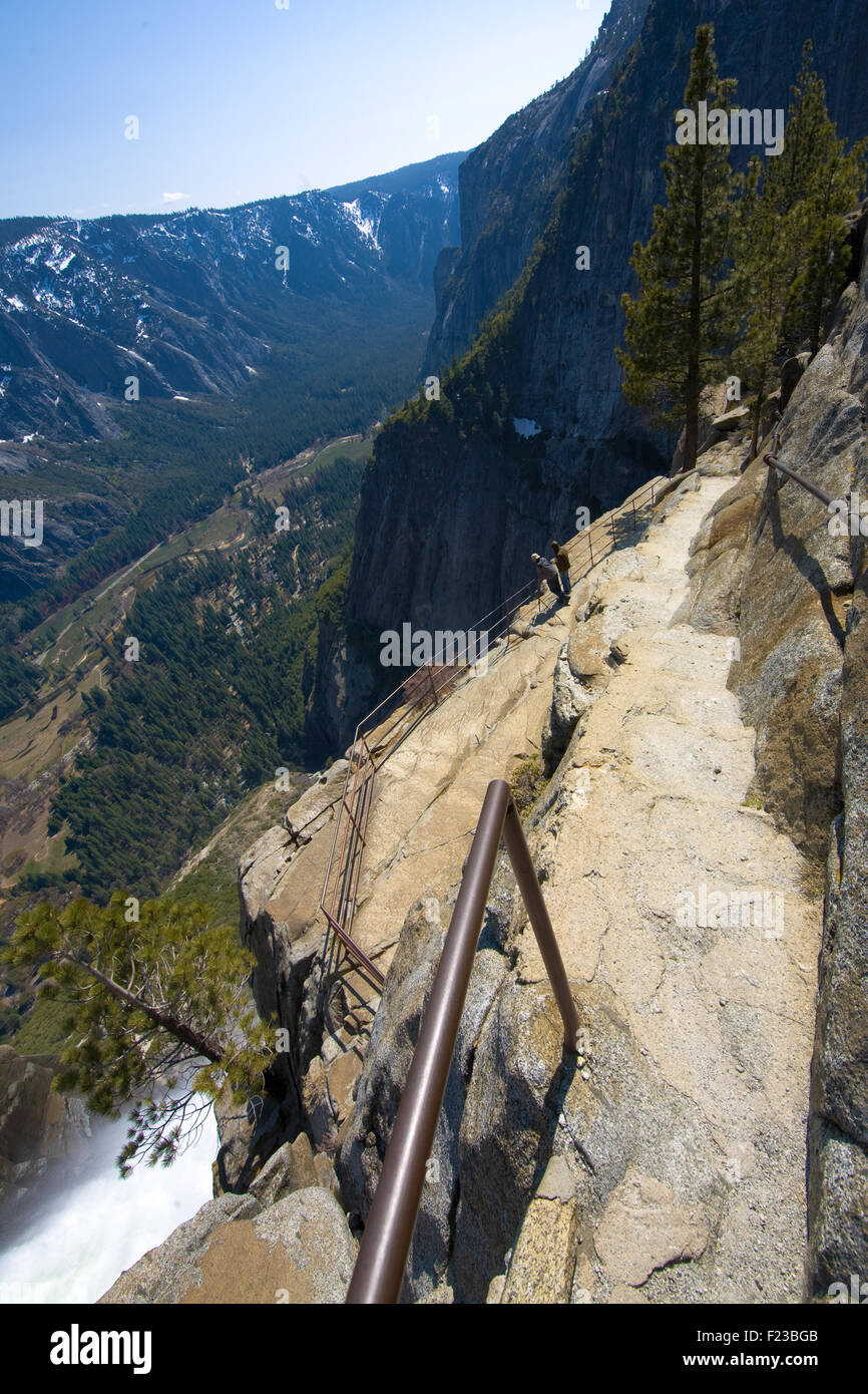 Falling mountain water hi-res stock photography and images - Alamy