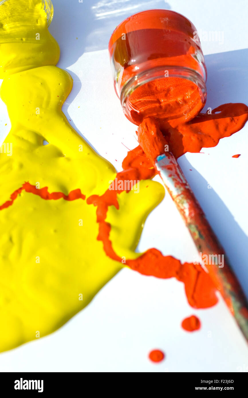 Red yellow paintbrush hi-res stock photography and images - Alamy