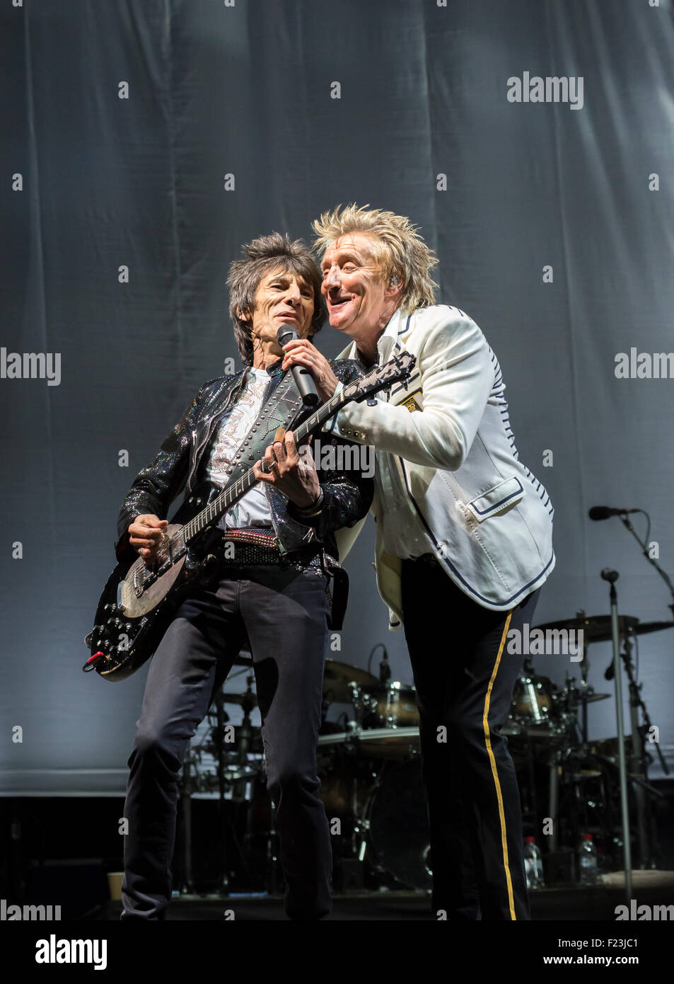 Rod Stewart Faces Concert Hi res Stock Photography And Images Alamy rod-stewart-faces-concert-hi-res-stock-photography-and-images-alamy