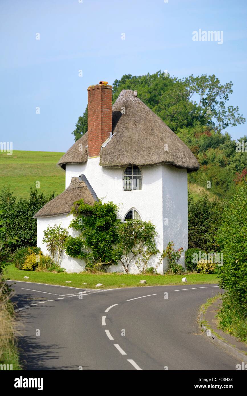 Stanton Drew, Somerset England. The 18th C Old Toll House also known as the Round House on B3130 turnpike road Stock Photo