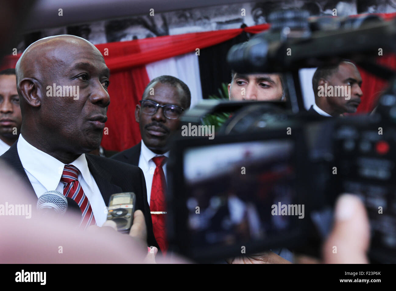 Port of Spain, Trinidad & Tobago. 9th September, 2015. Keith Christopher Rowley (L), Prime Minister of Trinidad & Tobago, speaks to journalists at his swearing-in ceremony at Queen's Hall in Port of Spain, Trinidad on September 9, 2015.  (Photo by Sean Drakes/LatinContent/Getty Images) Credit:  SEAN DRAKES/Alamy Live News Stock Photo