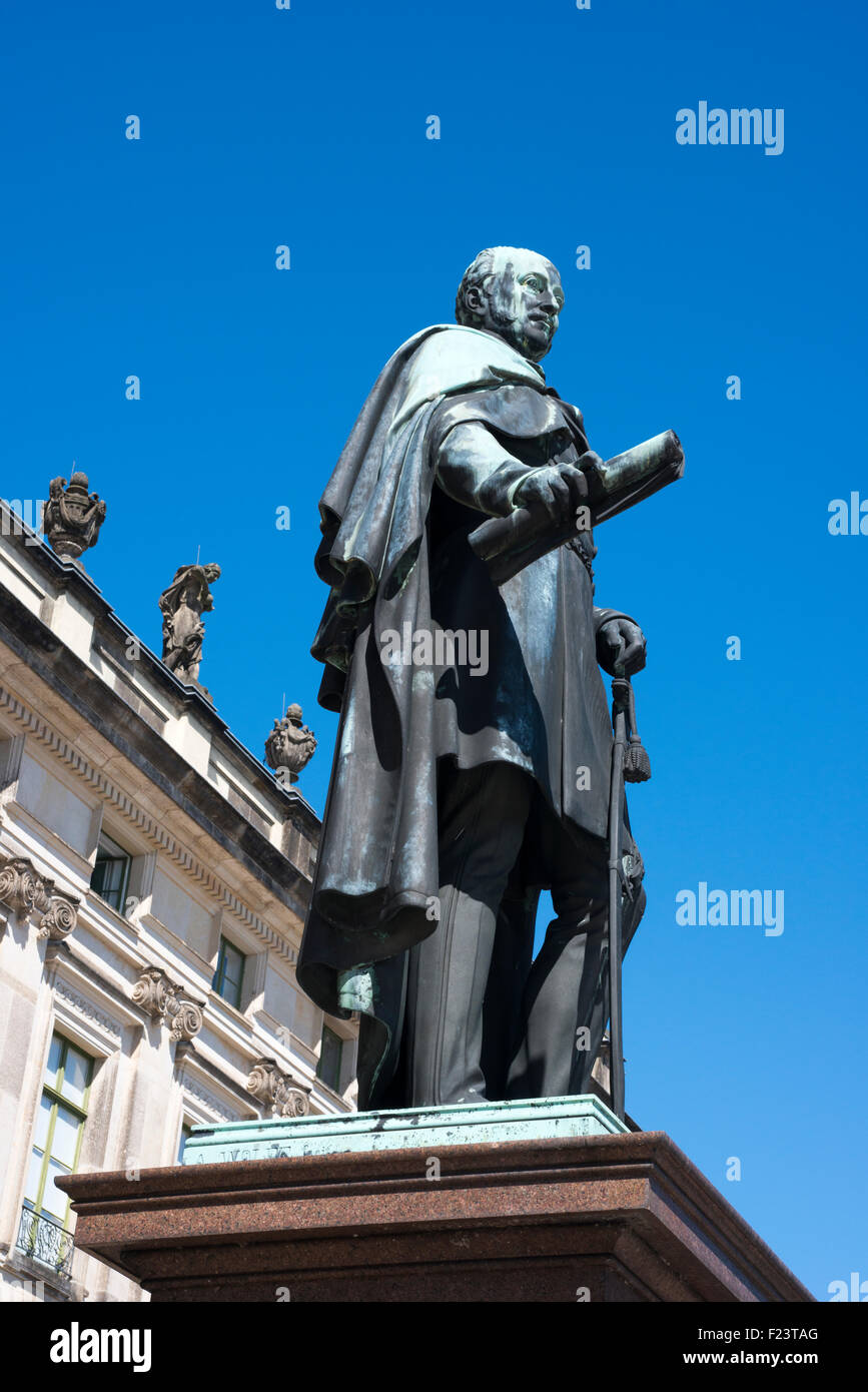 Bronze statue of Friedrich Franz I in front of the Ludwigslust castle, Mecklenburg-Western Pomerania, Germany Stock Photo