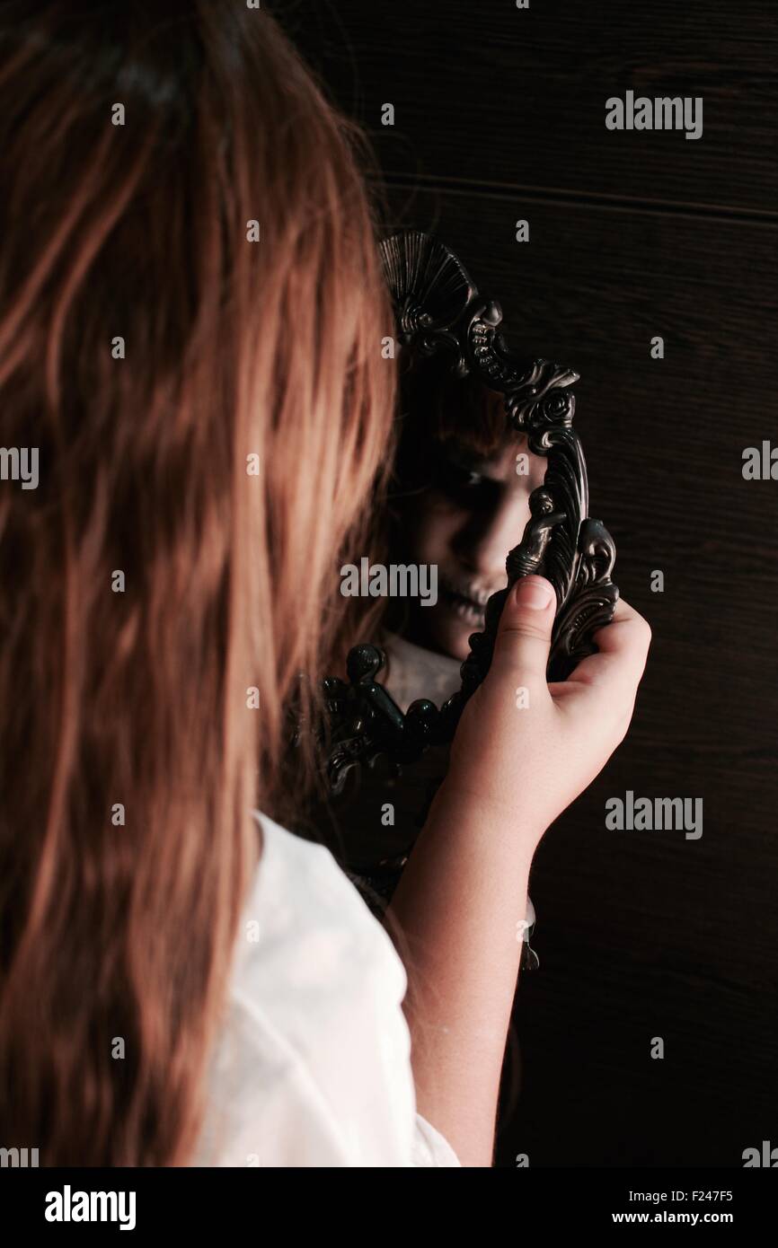 spooky little girl Stock Photo - Alamy