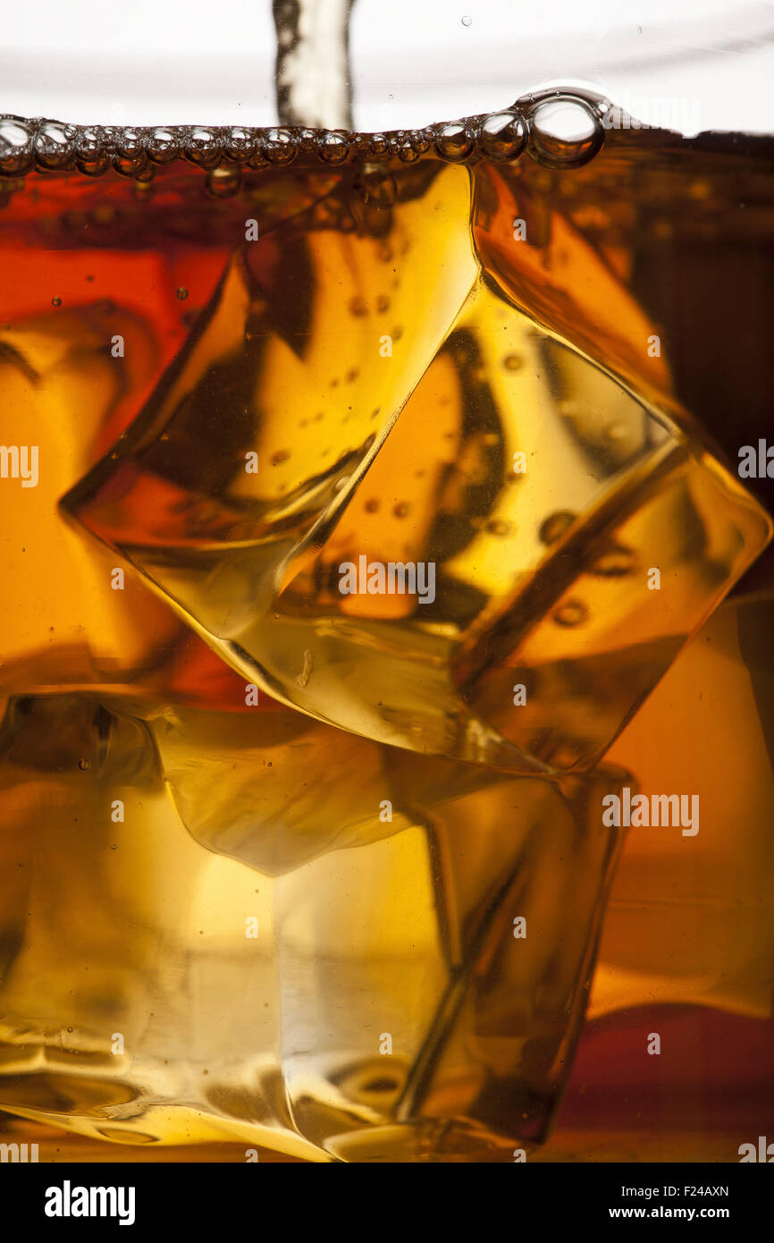 Bourbon on the rocks hires stock photography and images Alamy