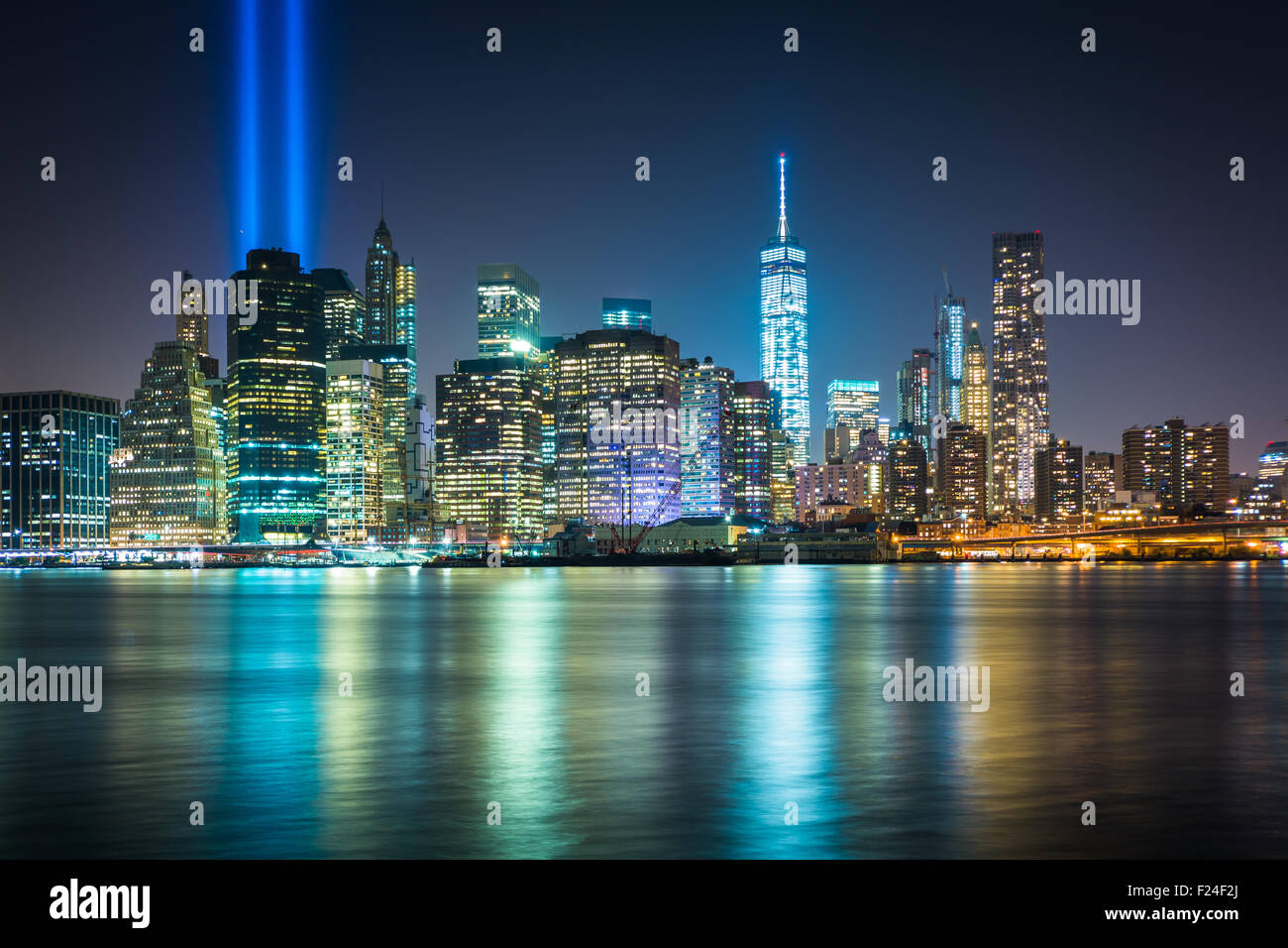 Night over manhattan hi-res stock photography and images - Alamy