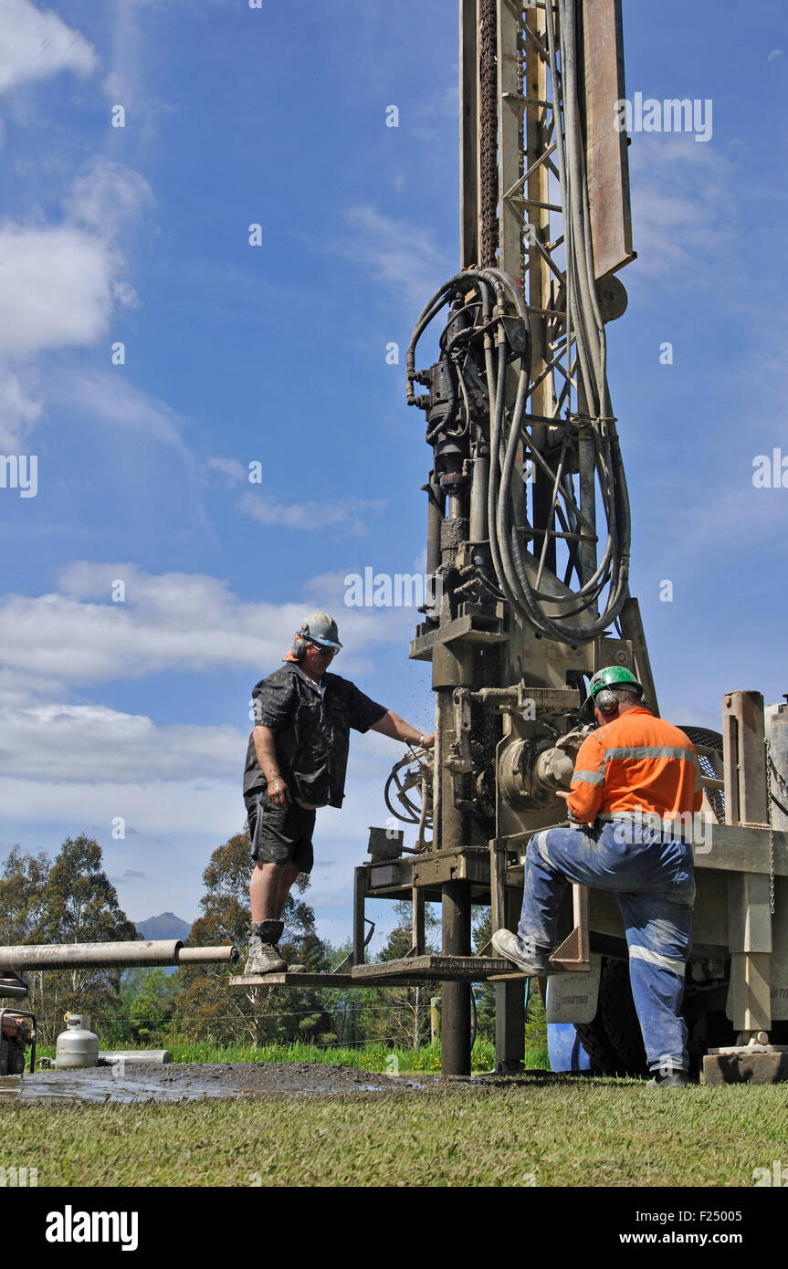 Drilling rig hires stock photography and images Alamy