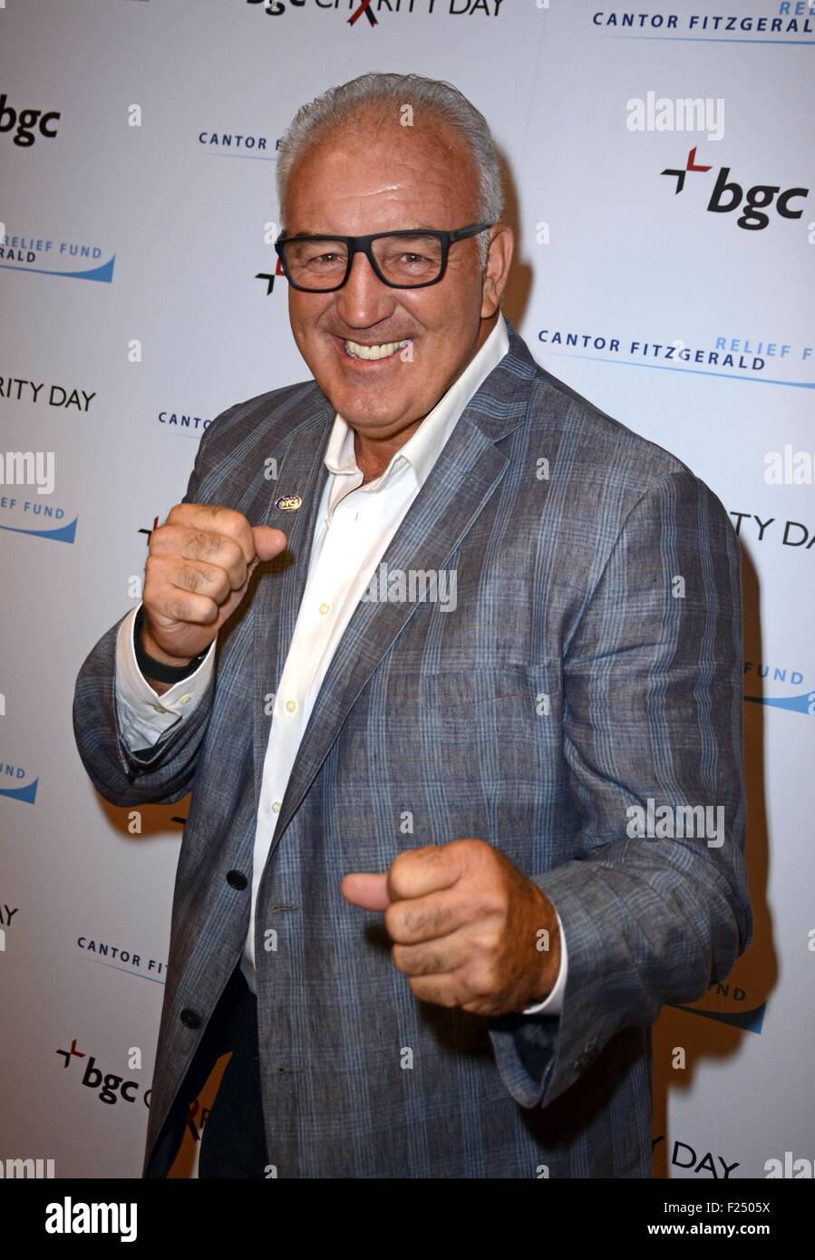 Gerry cooney hi-res stock photography and images - Alamy
