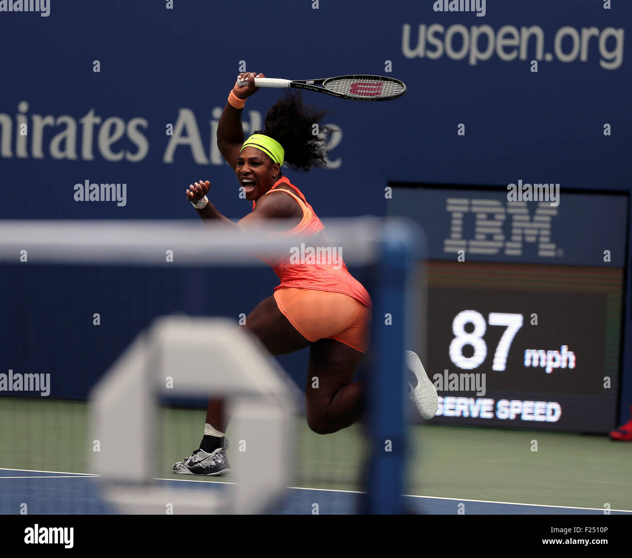 Flushing Meadows, New York, USA. 11th Sep, 2015. Serena Williams returns a shot to Roberta Vinci of Italy in their semifinal match at the U.S. Open in Flushing Meadows, New York on the afternoon of September 11th, 2015.  Vinci won the match 2-6, 6-4, 6-4, thwarting Williams bid for a Grand Slam. Credit:  Adam Stoltman/Alamy Live News Stock Photo