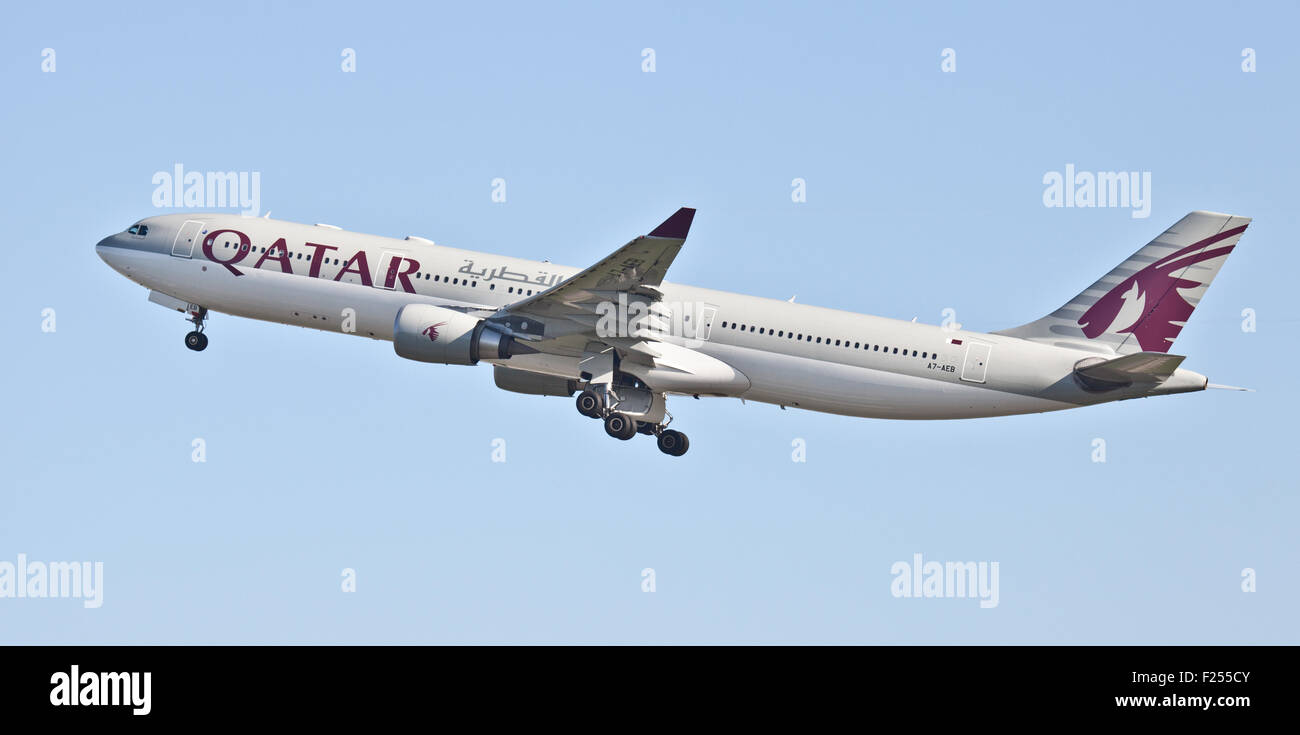 Qatar Airways Airbus a330 A7-AEB taking off from London Heathrow Airport LHR Stock Photo