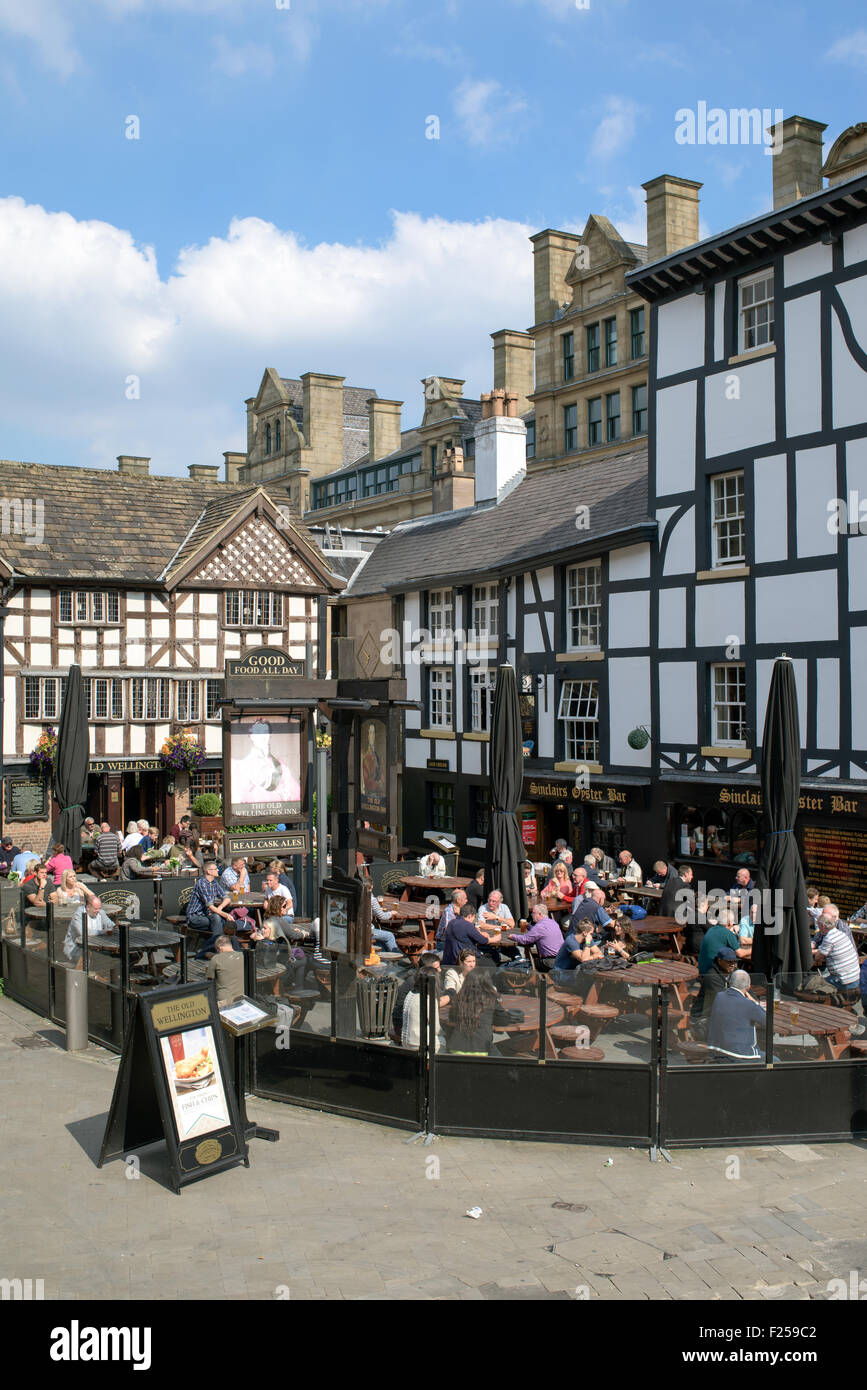 The Old Wellington And Sinclair's Oyster Bar Manchester ,UK Stock Photo