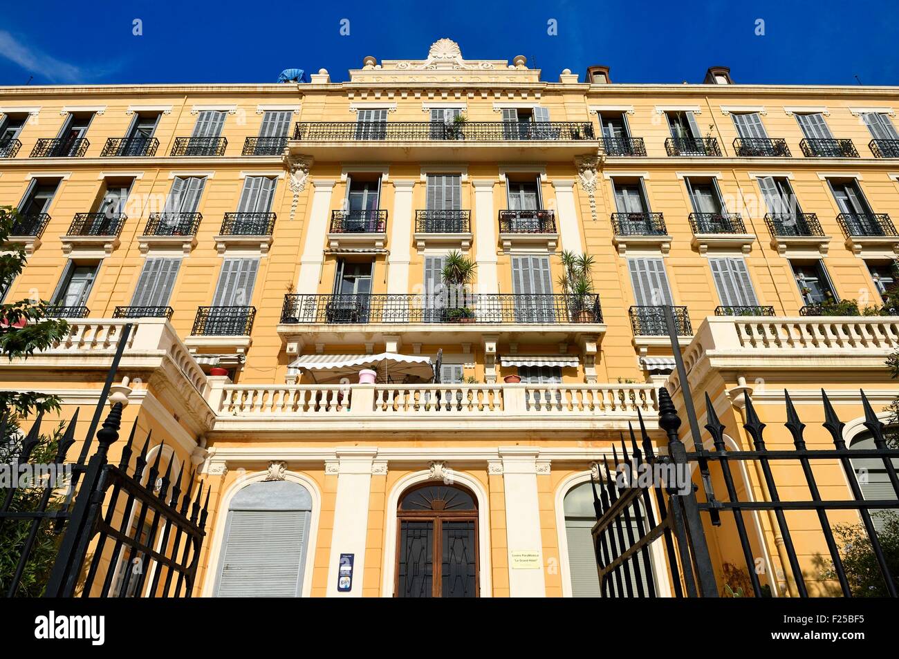 France, Var, Hyeres, former Grand Hotel on the avenue des Iles d'Or converted into apartments Stock Photo