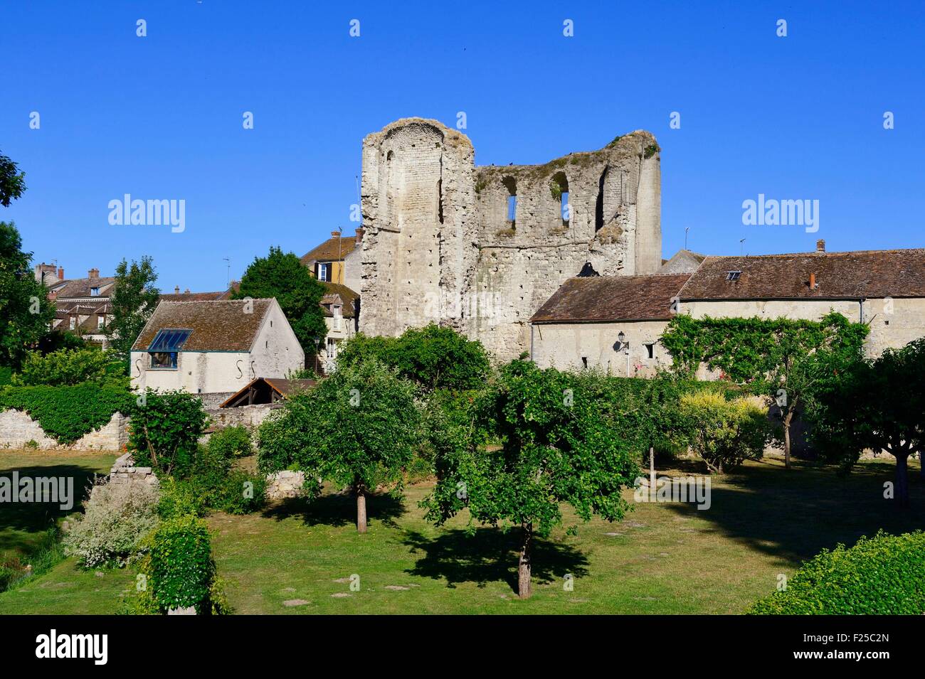 Grez sur loing hires stock photography and images Alamy