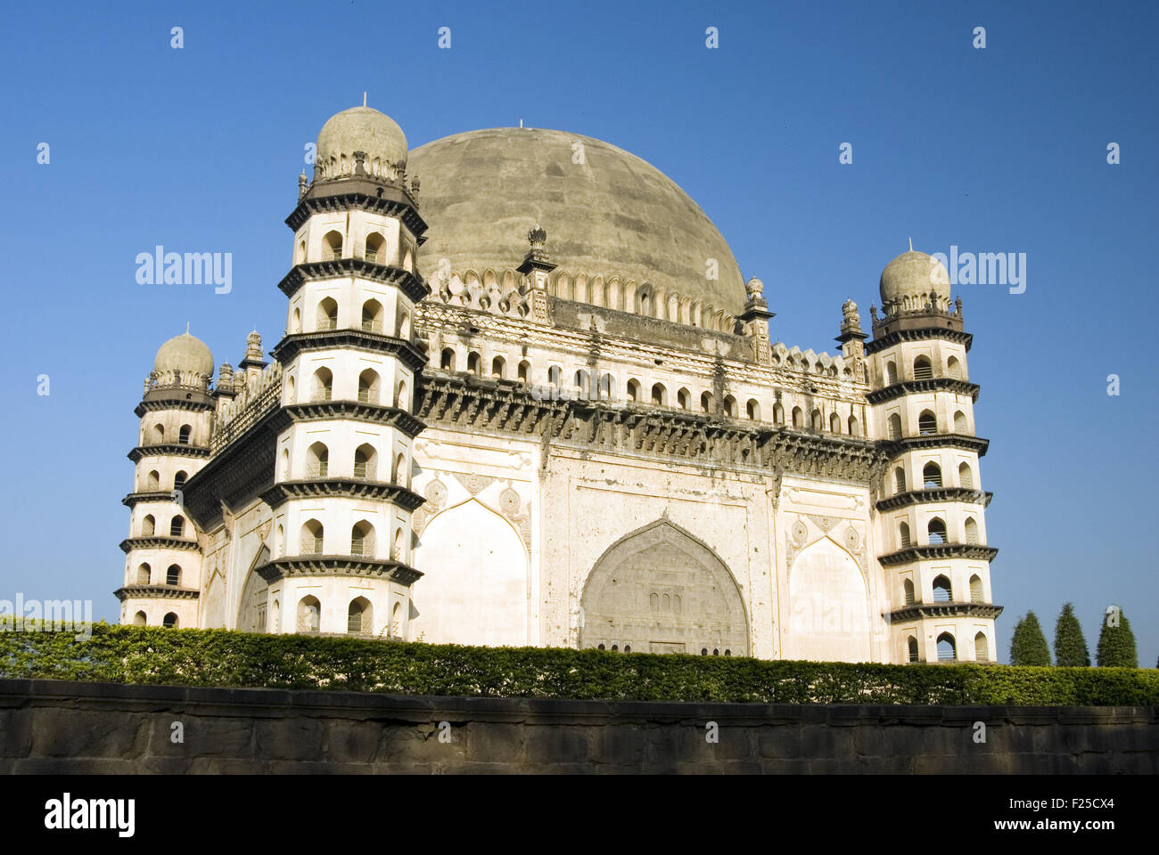 THE IMAGE OF GOL GUMBAZ WAS SHOT IN BIJAPUR-INDIA Stock Photo - Alamy