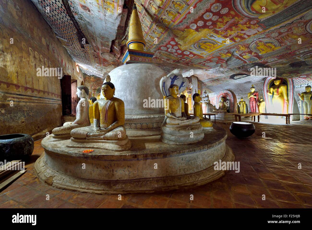 Sri Lanka, Central Province, Matale District, Dambulla, Royal Rock Temple also called Ran Giri (Golden Rock) listed as World Heritage by UNESCO, Cave 2 Maharaja Viharaya is the largest Stock Photo