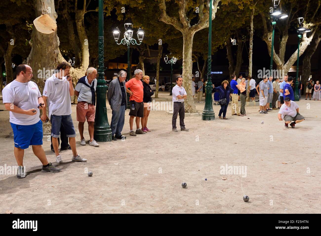France, Var, Saint-Tropez, petanque players on the Place des Lices at