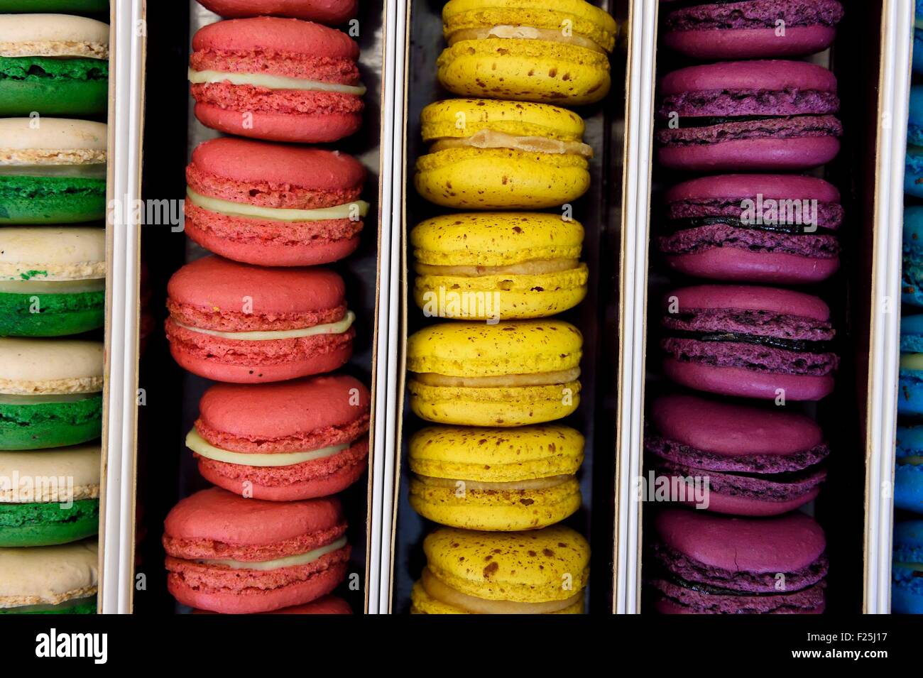 France, Var, Hyeres, Dominique chocolate and pastry shop, macaroon Stock Photo