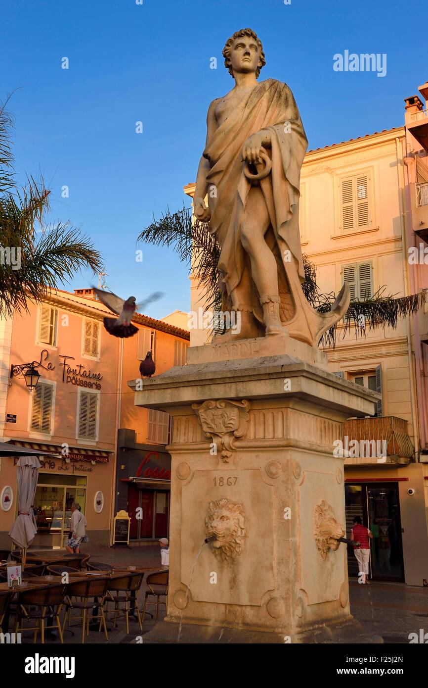 France, Var, Sanary-sur-Mer, statue evoking the Navy Stock Photo