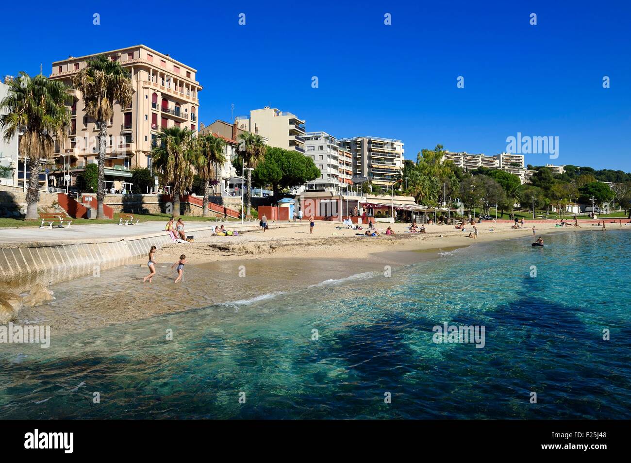 Toulon beach hi-res stock photography and images - Alamy