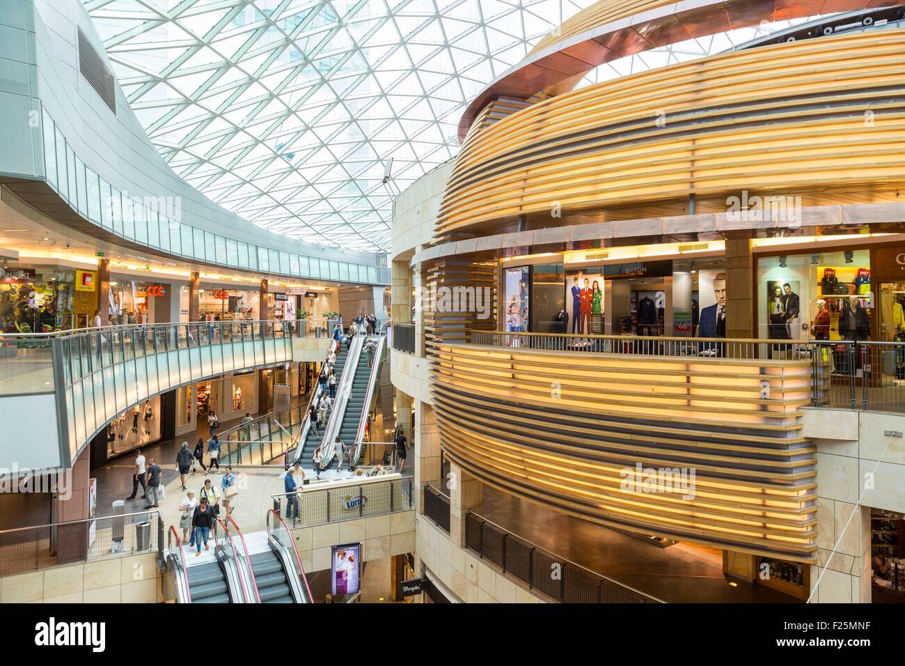 Zlote Tarasy Shopping Center High Resolution Stock Photography and Images -  Alamy