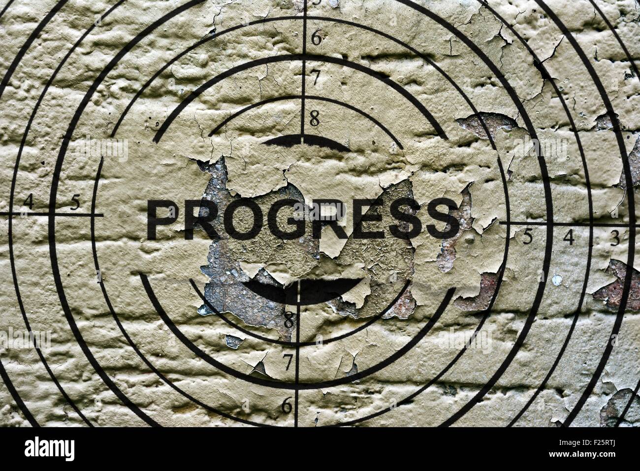 Progress grunge target Stock Photo - Alamy